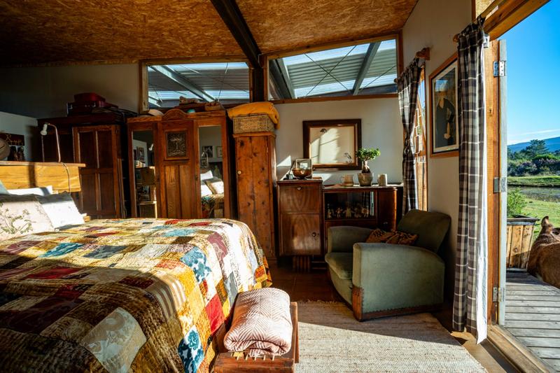 5 Bedroom Property for Sale in The Crags Western Cape